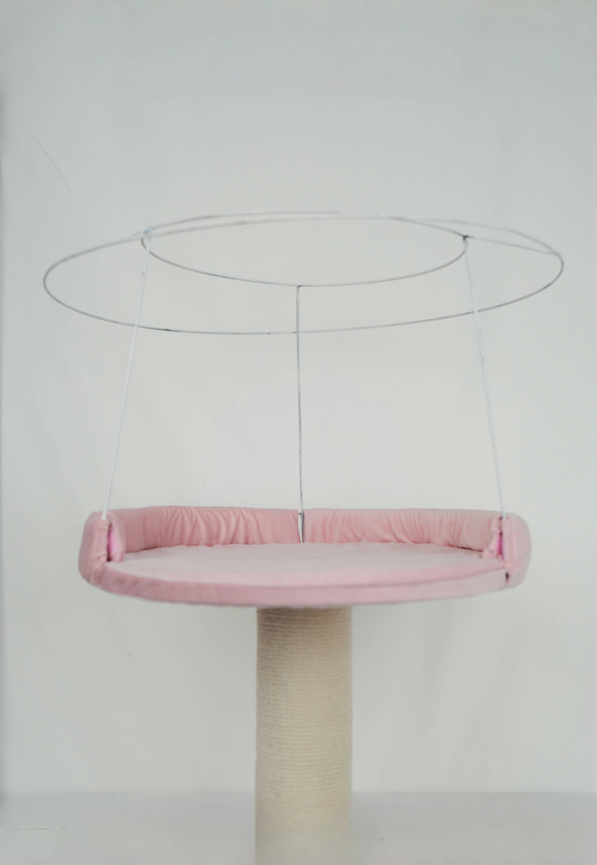 A perfect Christmas gift for your daughter - pink cat furniture.